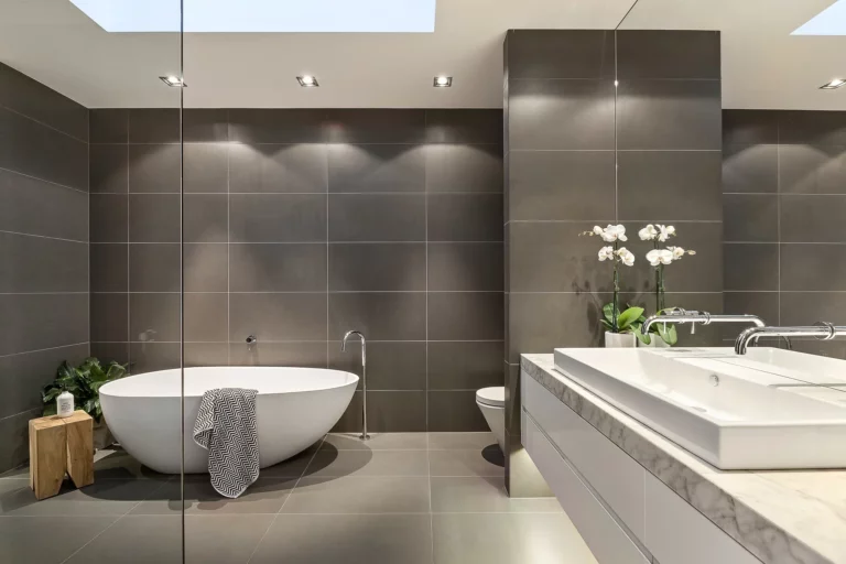 Comment le carrelage haut de gamme d’Espace Cera-Bain transforme vos espaces ?